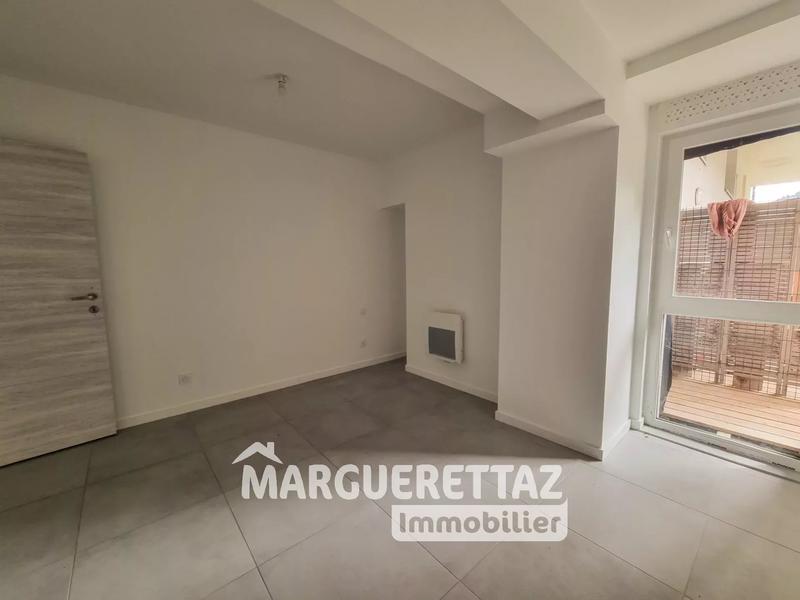 Appartement - 93 m² - 4 pièces