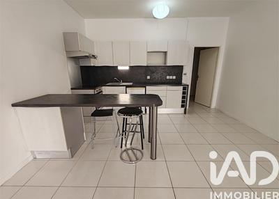 Appartement - 75 m² - 3 pièces