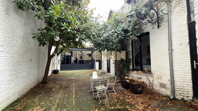 Loft - 200 m² - 3 pièces