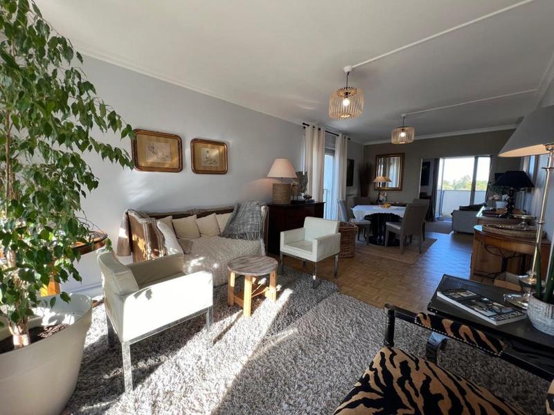 Appartement - 93 m² - 4 pièces