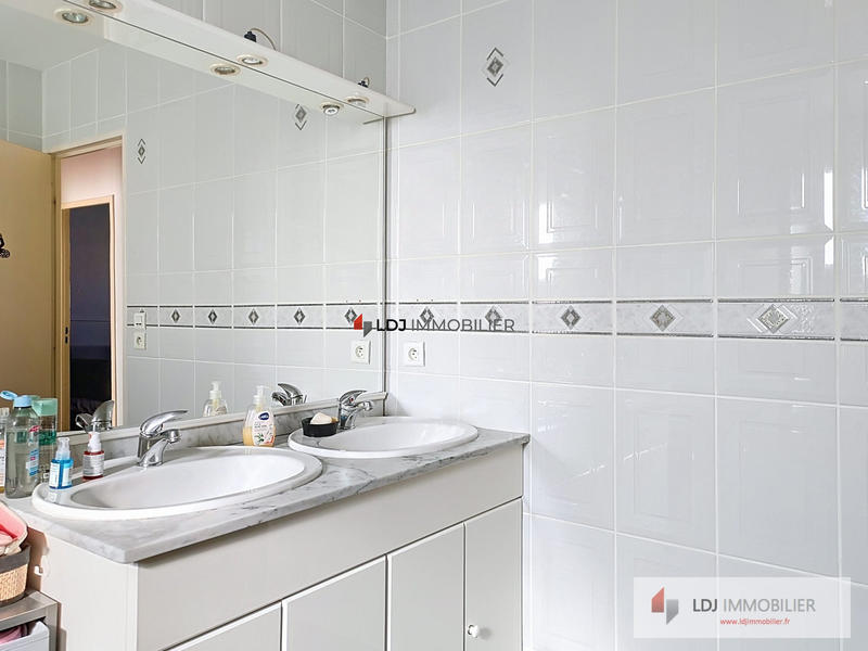 Maison - 106 m² - 5 pièces