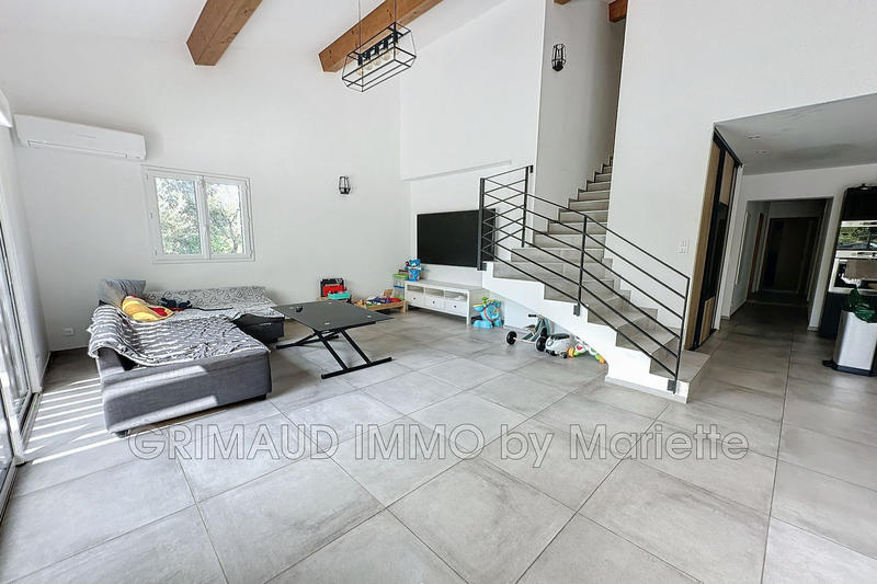 Villa - 160 m² - 6 pièces