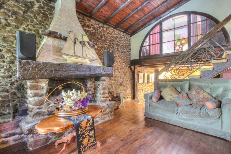 Maison - 190 m² - 5 pièces