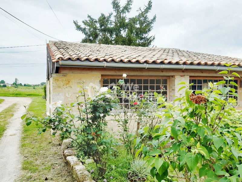 Maison ancienne - 300 m² - 11 pièces