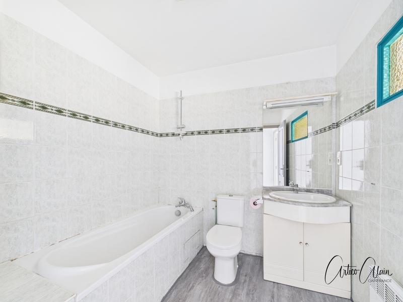 Appartement - 106 m² - 3 pièces