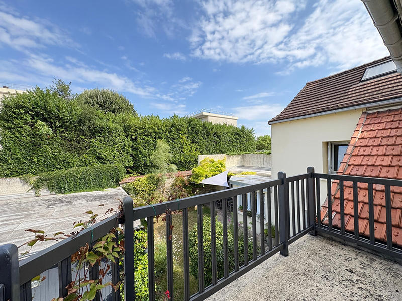 Maison - 146 m² - 7 pièces