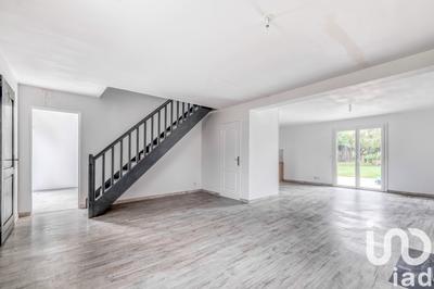 Maison - 104 m² - 5 pièces