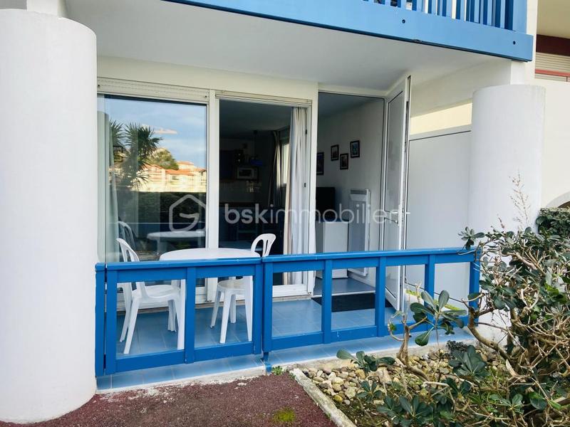 Studio - 30 m² - 1 pièce