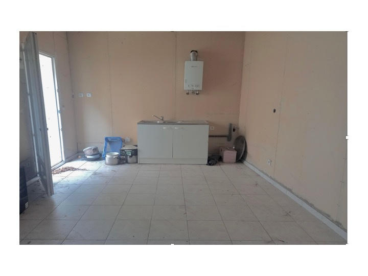 Maison - 250 m² - 9 pièces