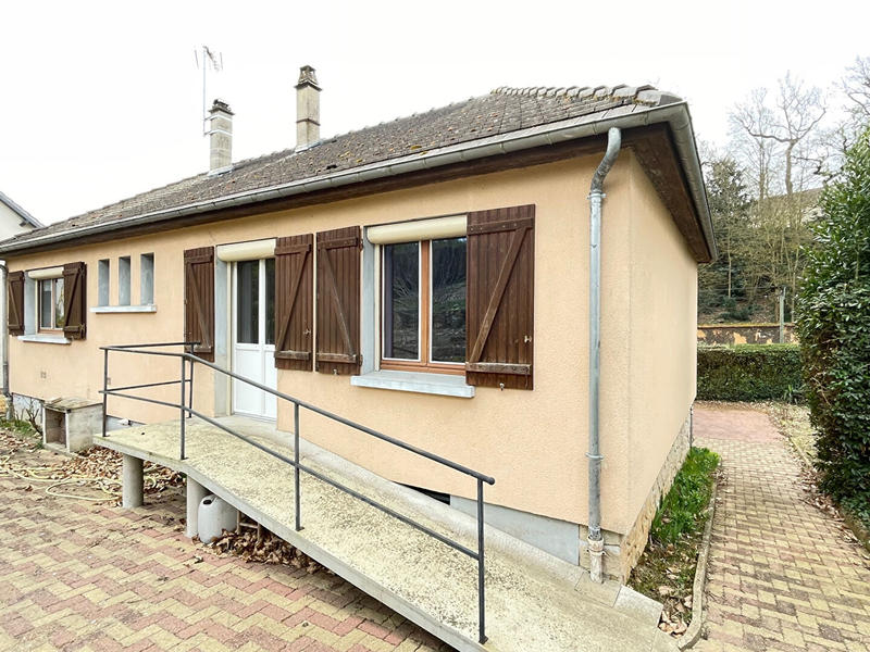 Maison - 80 m² - 5 pièces