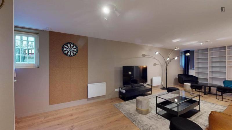 Chambre - 12 pièces