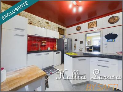 Maison - 245 m² - 8 pièces