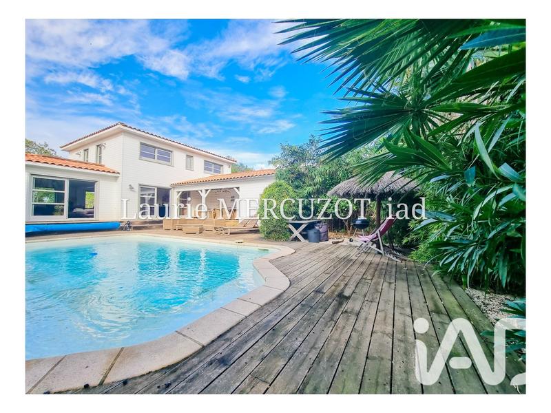 Maison - 155 m² - 5 pièces