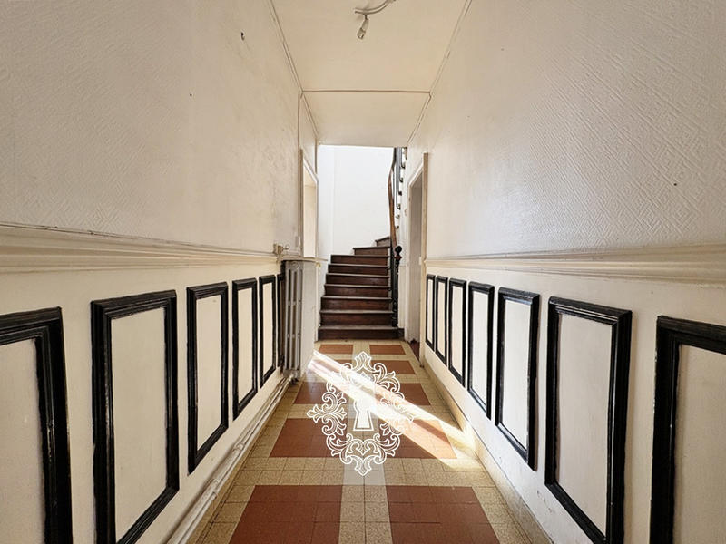 Maison - 173 m² - 7 pièces