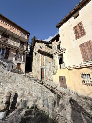 Maison de village - 75 m² - 3 pièces