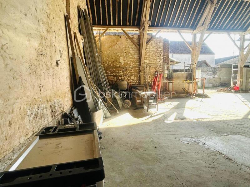 Grange - 220 m² - 1 pièce