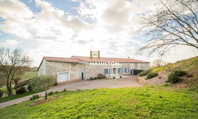 Longère - 269 m² - 9 pièces