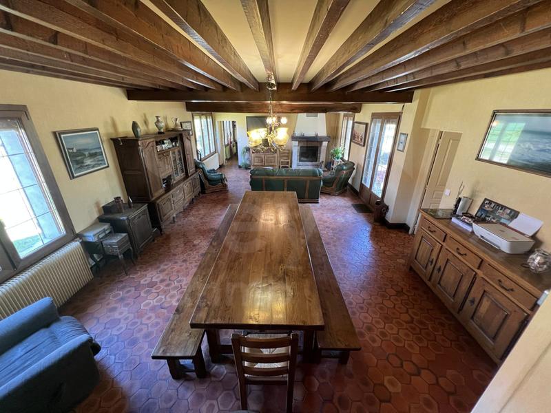 Maison - 157 m² - 5 pièces