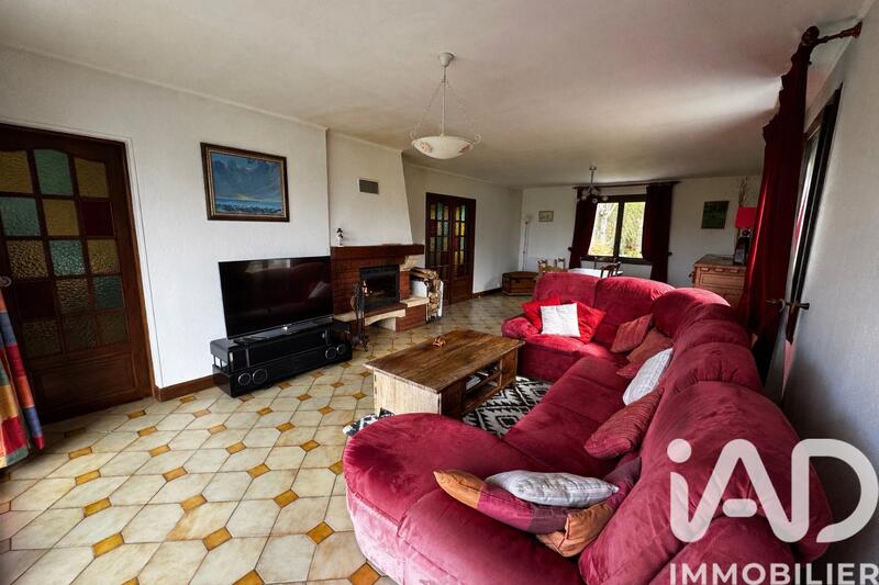 Maison - 185 m² - 5 pièces