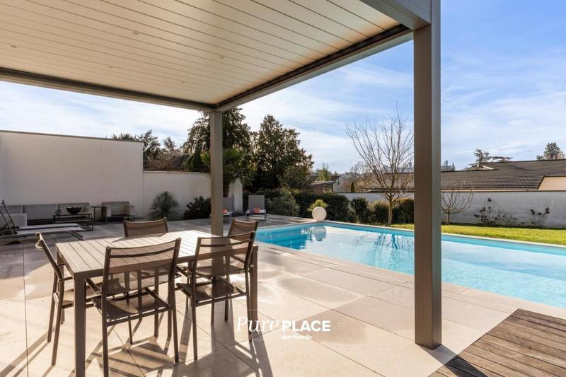 Maison - 162 m² - 6 pièces