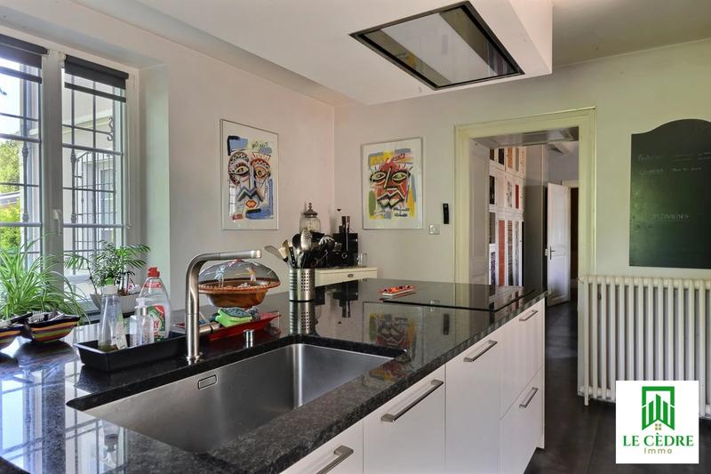 Maison - 465 m² - 15 pièces