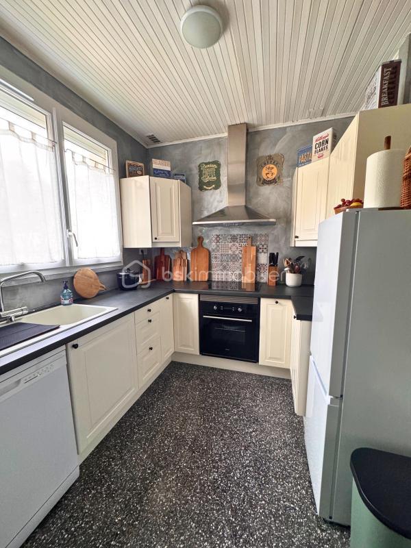 Maison traditionnelle - 125 m² - 4 pièces