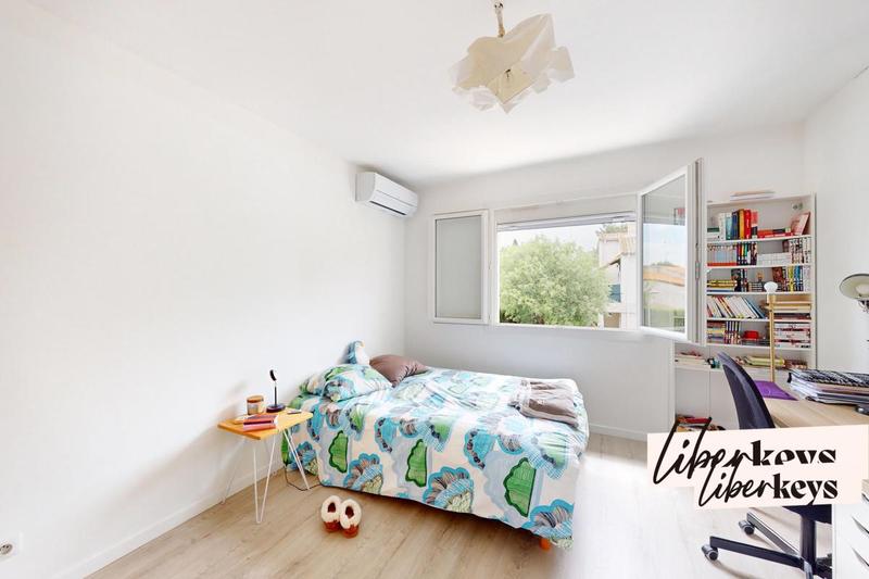 Villa - 180 m² - 6 pièces