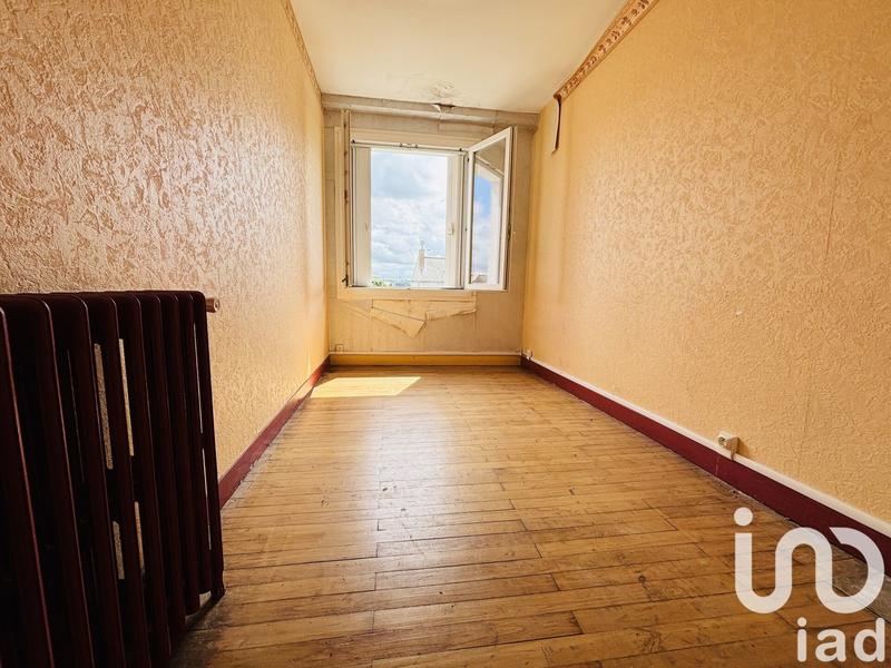 Maison - 230 m² - 9 pièces