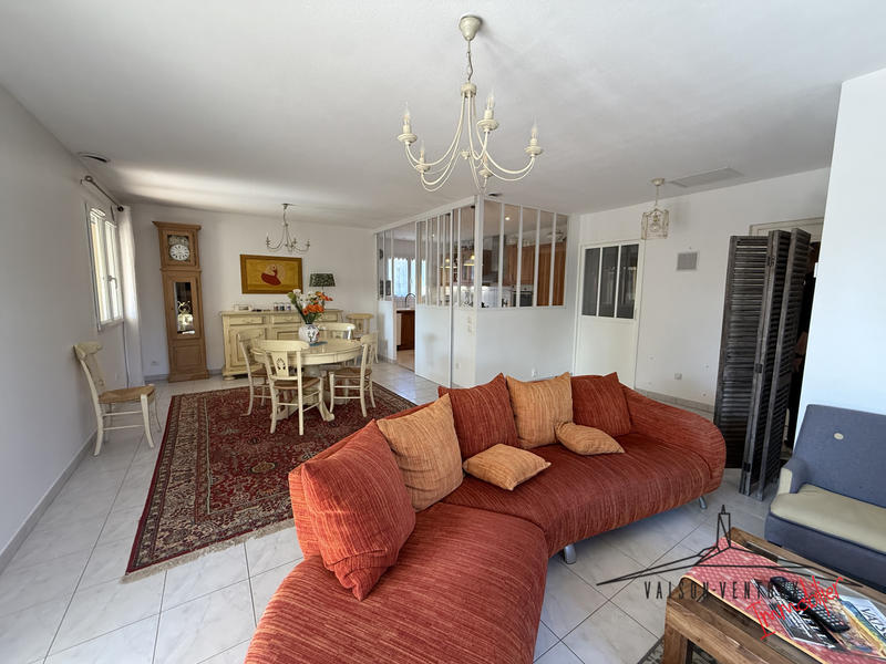 Villa - 90 m² - 5 pièces