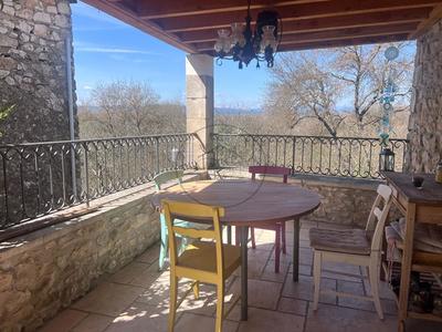 Maison en pierre - 100 m² - 4 pièces