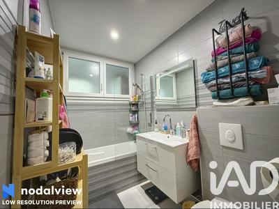 Appartement - 83 m² - 4 pièces