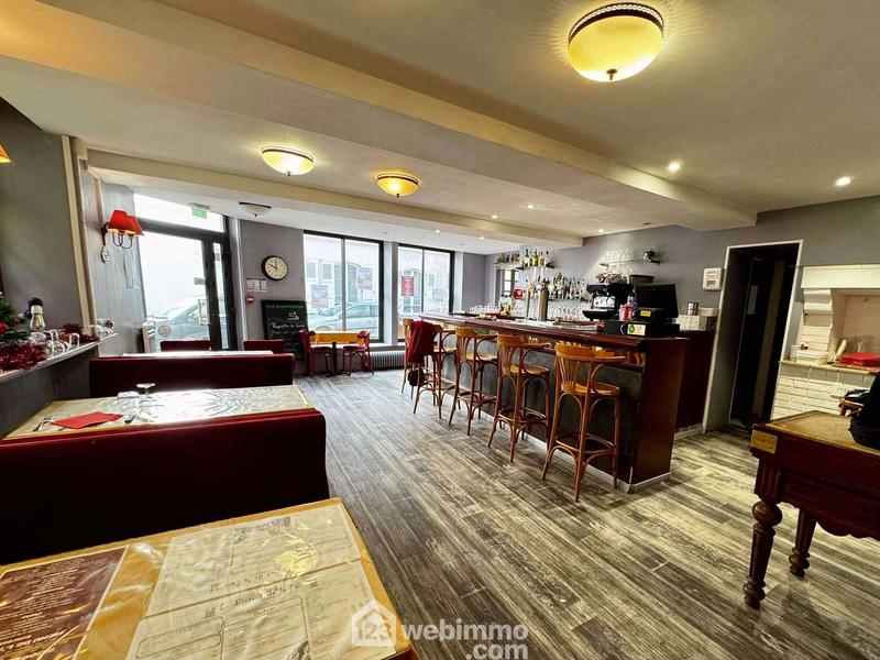 Local commercial - 102 m² - 3 pièces