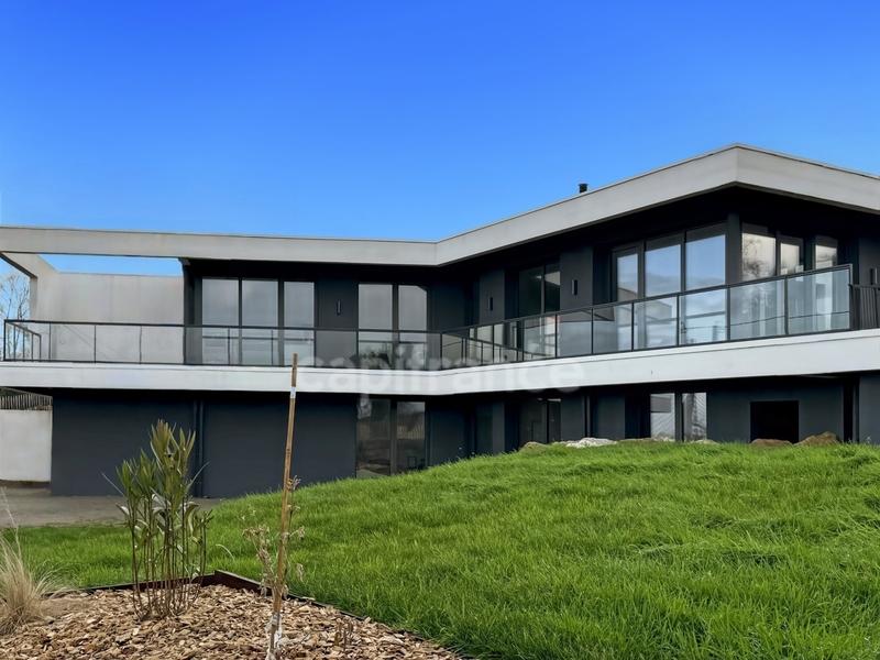 Villa - 190 m² - 7 pièces