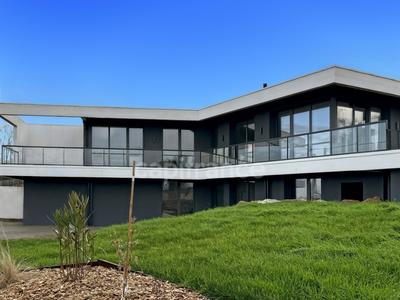 Villa - 190 m² - 7 pièces