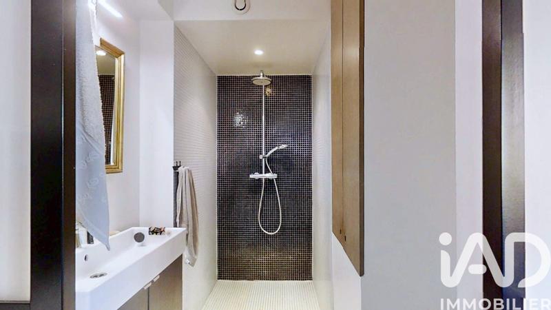 Loft - 138 m² - 6 pièces