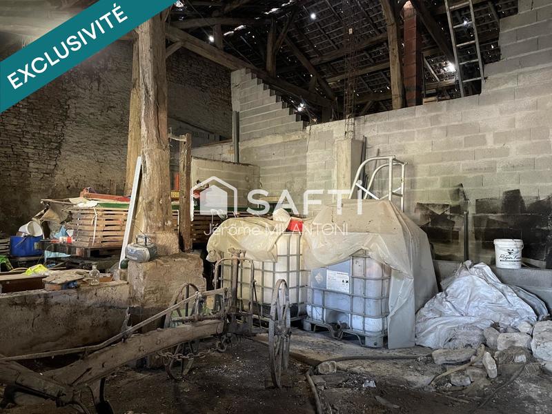 Maison - 250 m² - 2 pièces