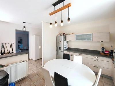 Maison en pierre - 184 m² - 9 pièces