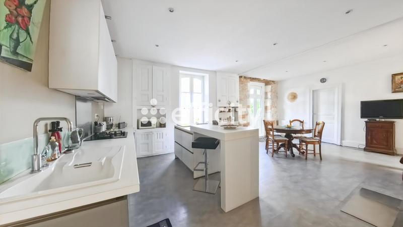 Corps de ferme - 128 m² - 5 pièces