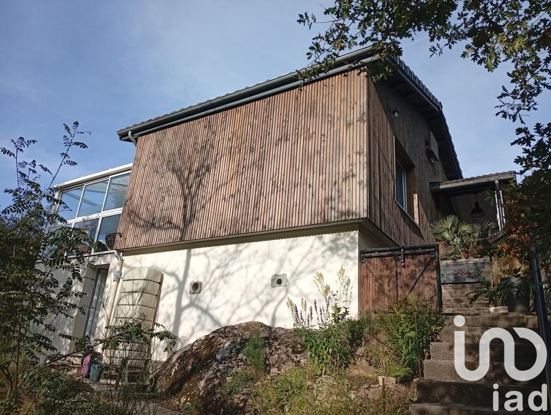 Maison - 104 m² - 5 pièces