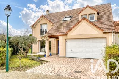 Maison - 165 m² - 7 pièces