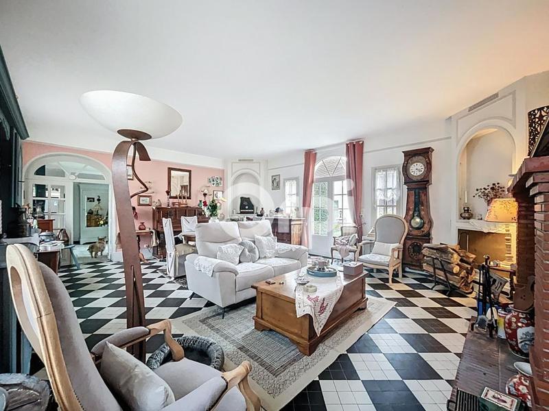 Maison - 145 m² - 6 pièces