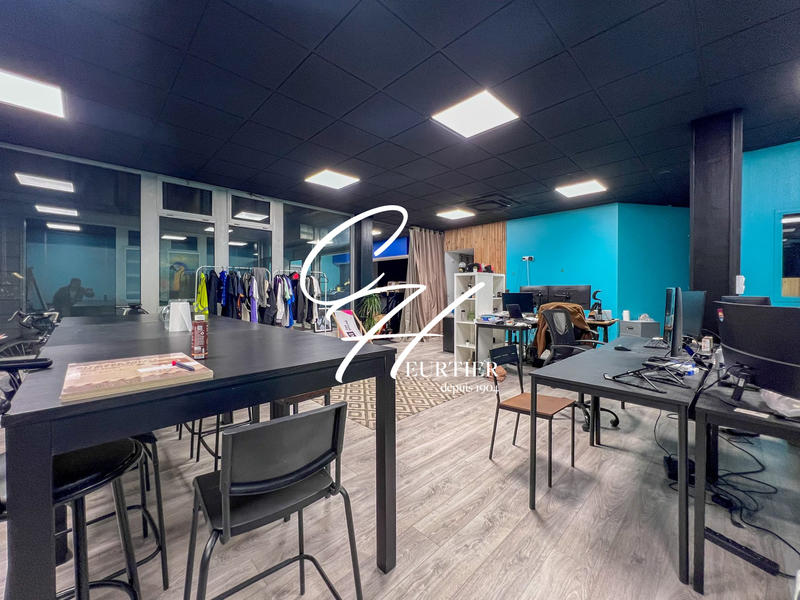 Local commercial - 192 m² - 5 pièces