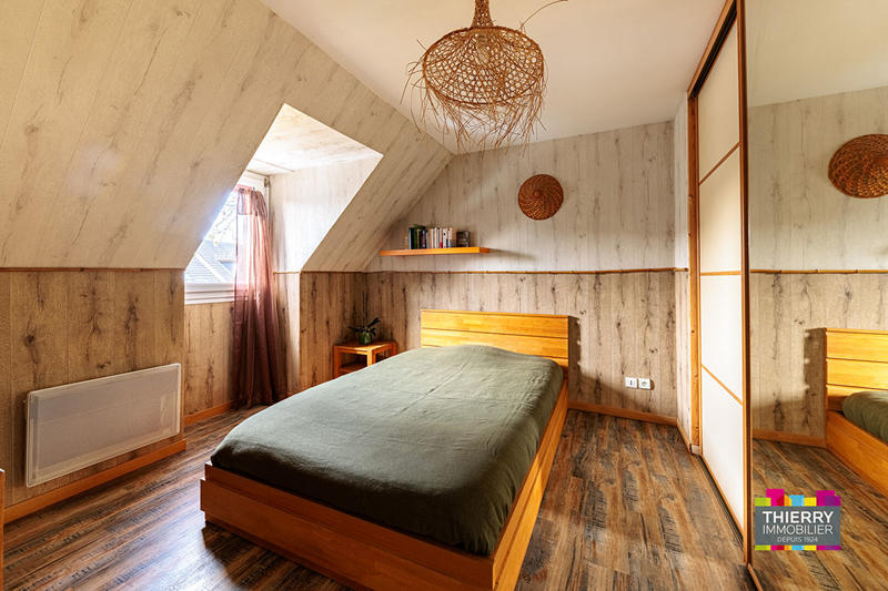 Maison - 106 m² - 6 pièces