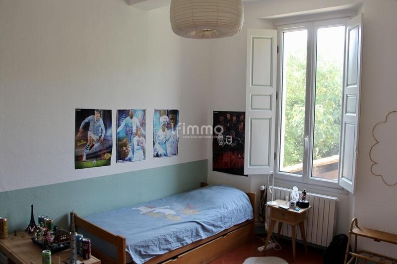 Maison - 212 m² - 6 pièces