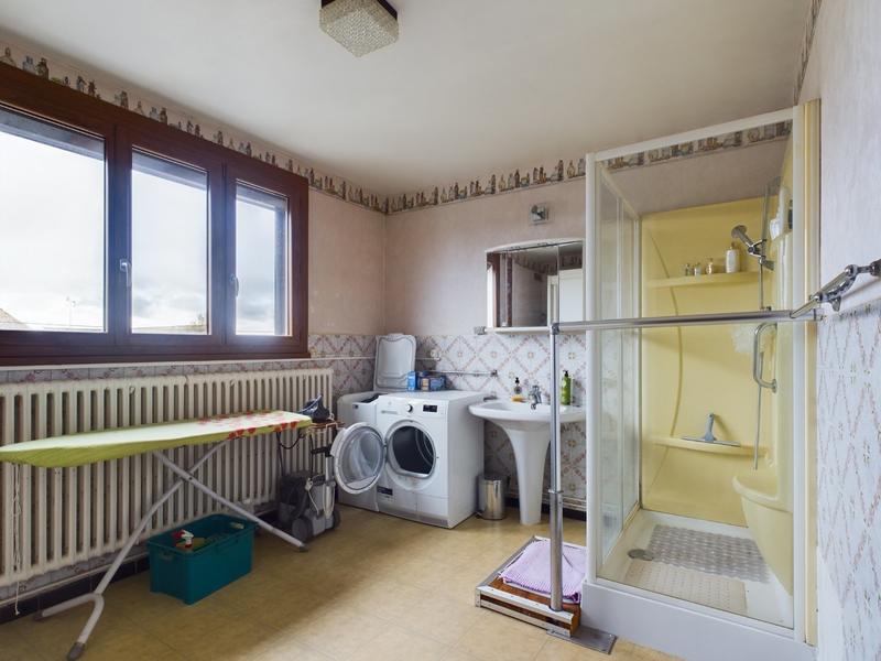 Maison - 253 m² - 10 pièces