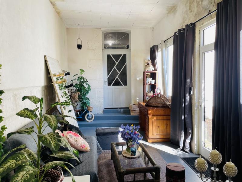 Maison - 220 m² - 8 pièces