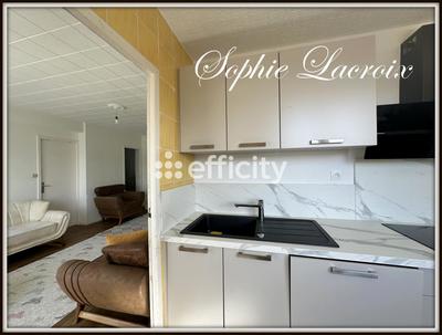 Appartement - 82 m² - 5 pièces