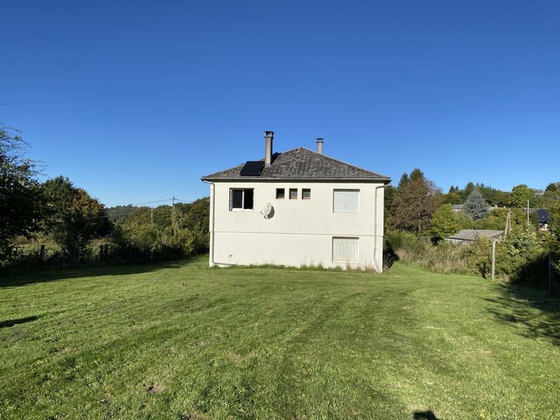 Maison - 87 m² - 5 pièces