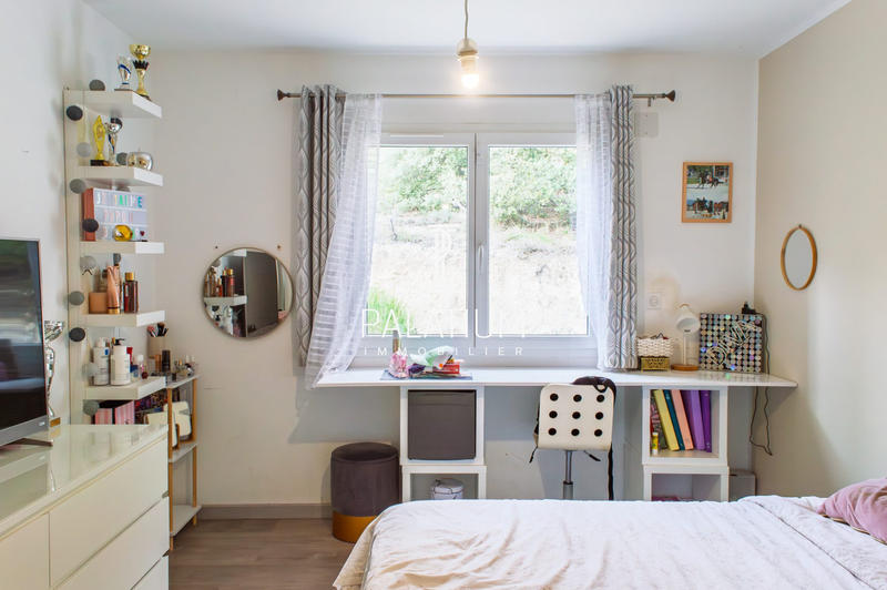 Maison - 168 m² - 5 pièces