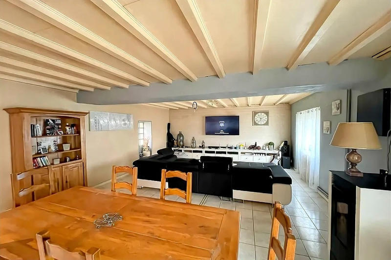 Maison - 120 m² - 4 pièces